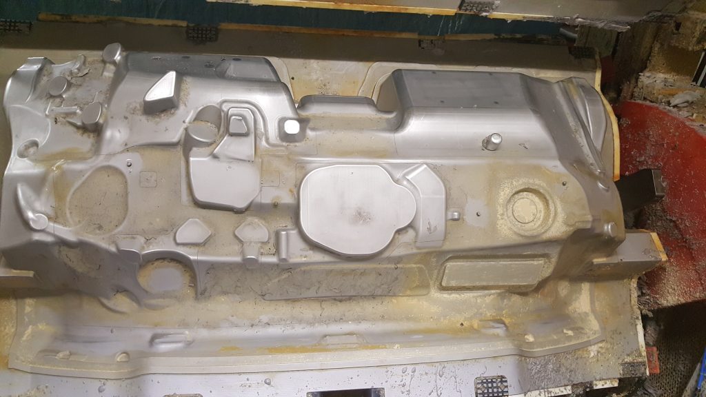 Before Dry ice blasting